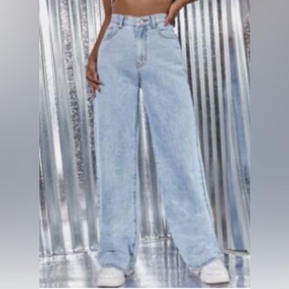 SHEIN Light Wash High-Waist Wide Leg Jeans